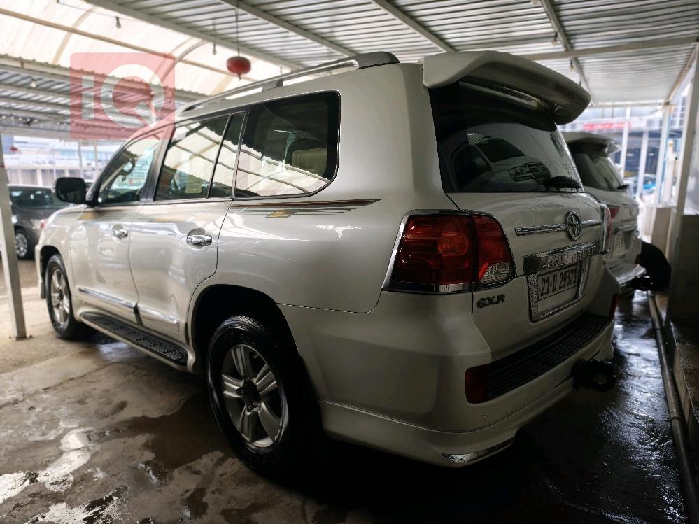 تويوتا لاندكروزر